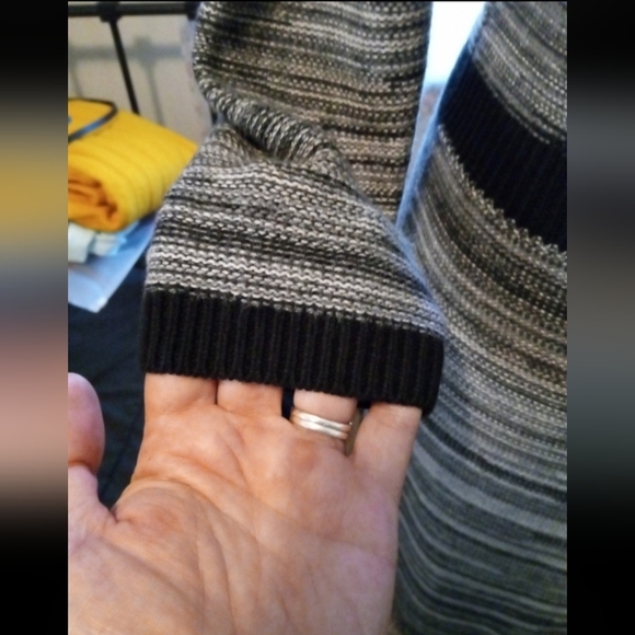 Black and Gray Striped Sweater Dress Size XS - Picture 5 of 8